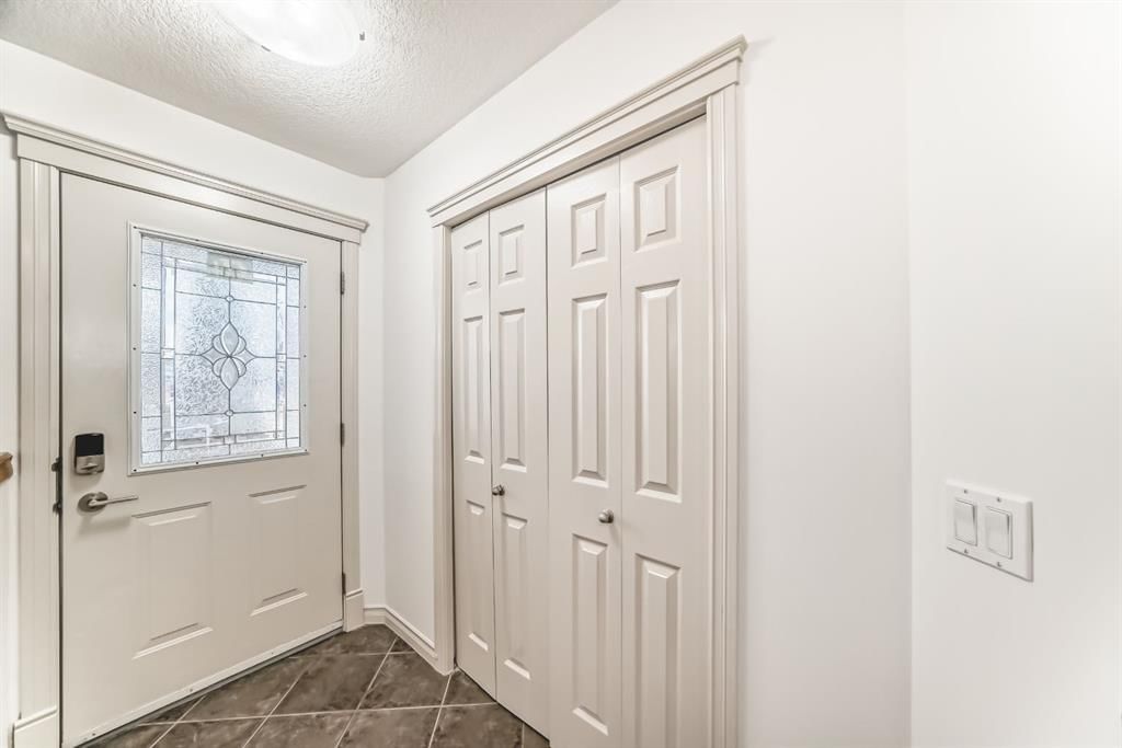 12 Evanston Rise NW, Calgary — photo 3 of 50