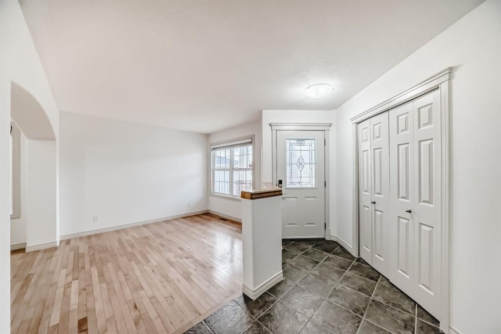 12 Evanston Rise NW, Calgary — photo 4 of 50