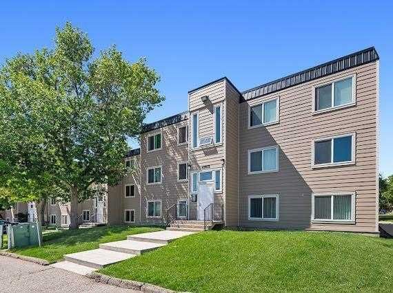 211, 315 Heritage Drive SE, Calgary — main listing photo