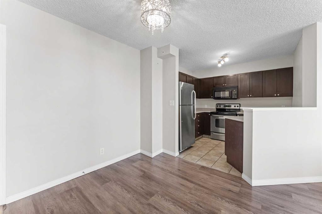 910, 1111 6 Avenue SW, Calgary — photo 5 of 24
