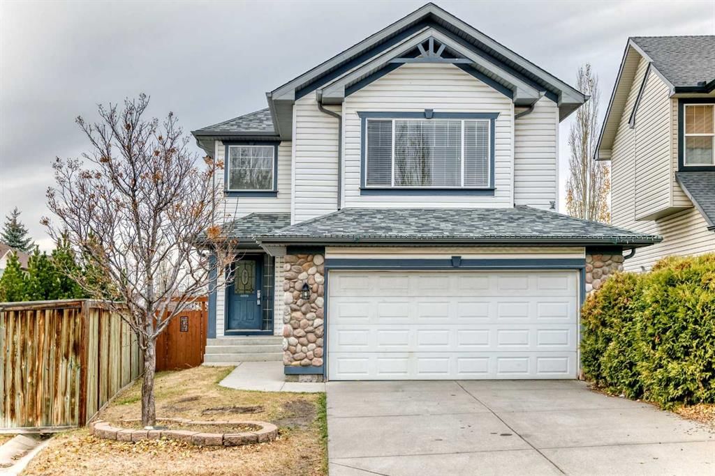 8 Cranfield Place SE, Calgary — main listing photo