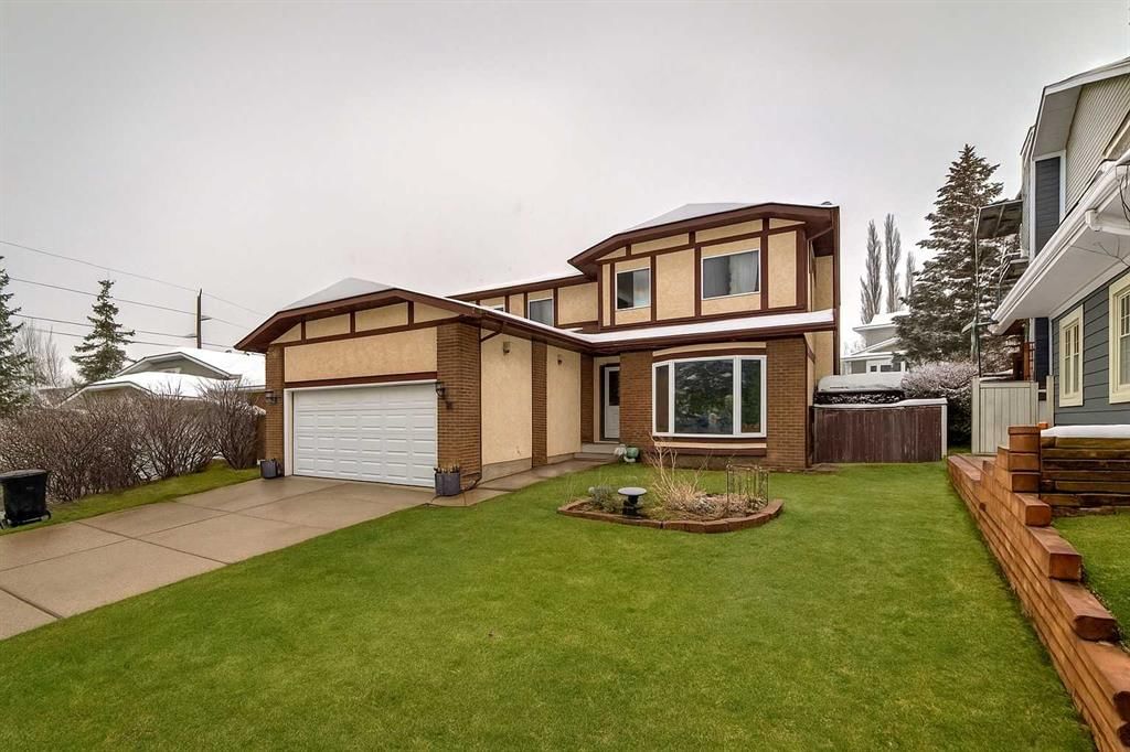 7 Hawksley Crescent NW, Calgary — photo 3 of 22