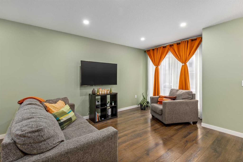 218 Red Embers Way NE, Calgary — photo 3 of 33