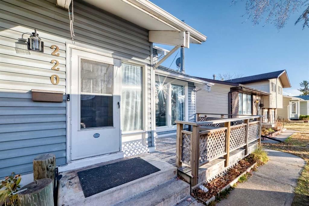 220 Whitewood Place NE, Calgary — photo 2 of 33