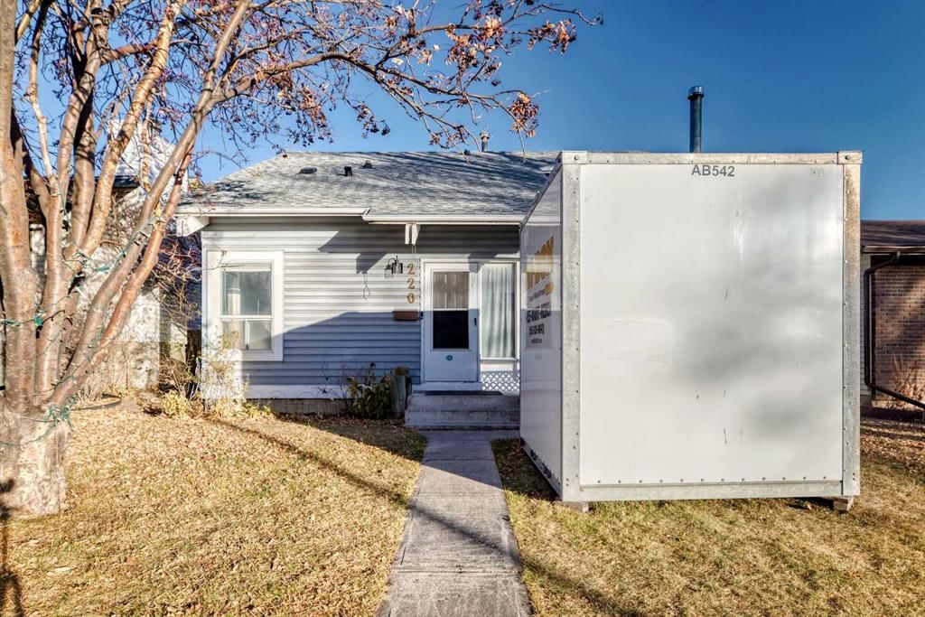 220 Whitewood Place NE, Calgary — photo 3 of 33