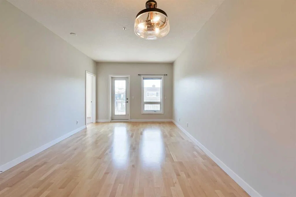 207, 1108 15 Street SW, Calgary — photo 4 of 16