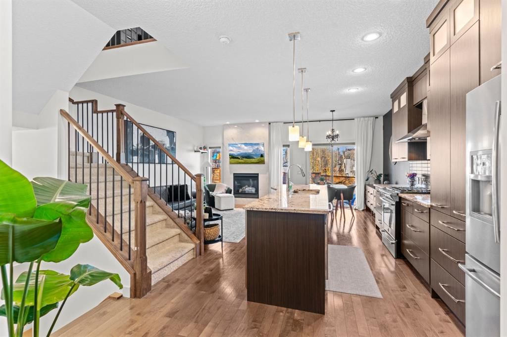 3111 5 Street NE, Calgary — photo 4 of 27