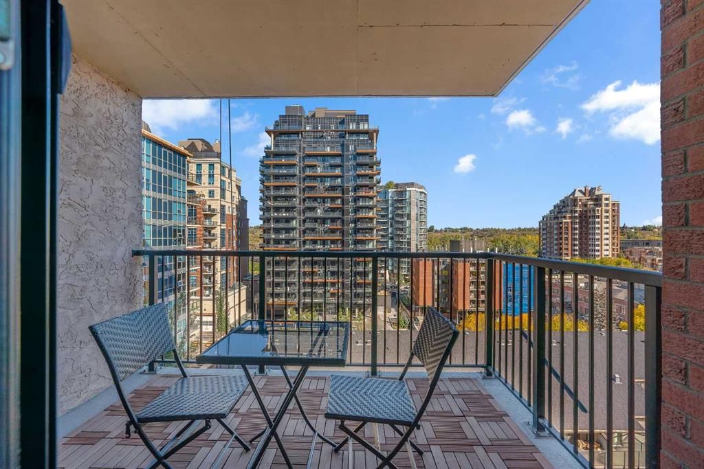 815, 738 3 Avenue SW, Calgary — photo 2 of 32