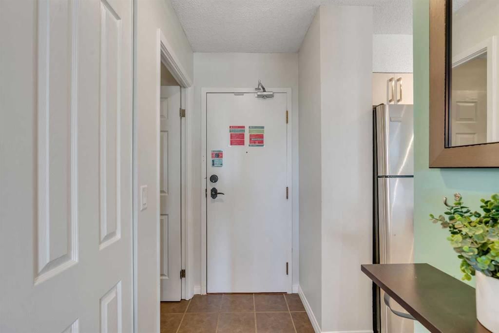 815, 738 3 Avenue SW, Calgary — photo 4 of 32