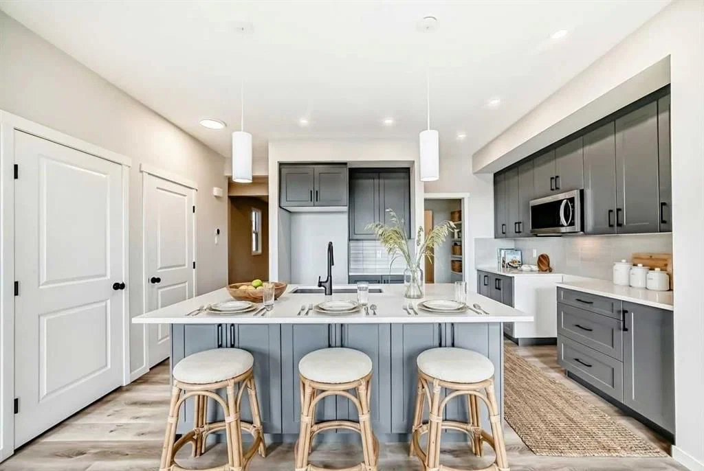 111 Mercado Crescent SE, Calgary — photo 2 of 46