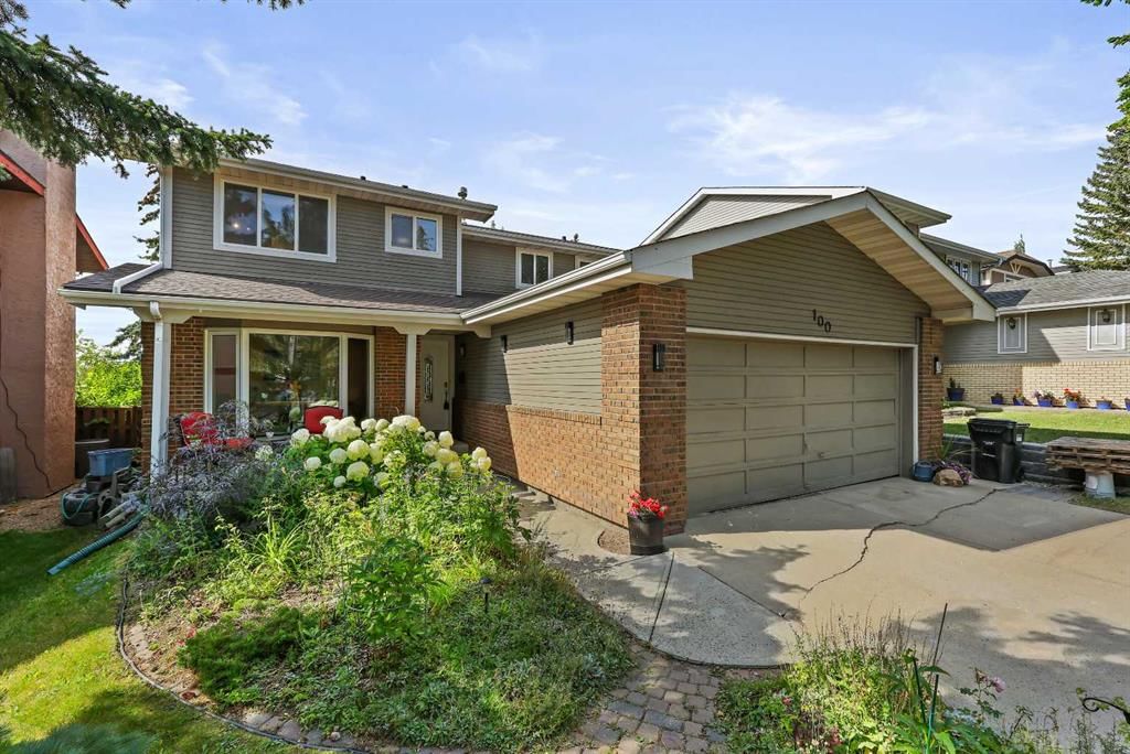 100 Hawkfield Crescent NW, Calgary — photo 3 of 39