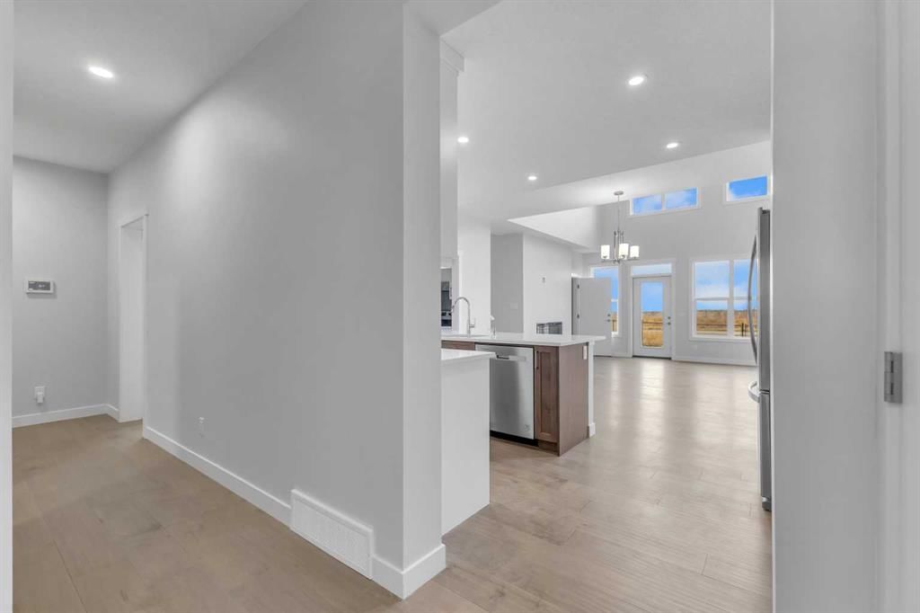 105 Legacy Reach Crescent SE, Calgary — photo 4 of 49