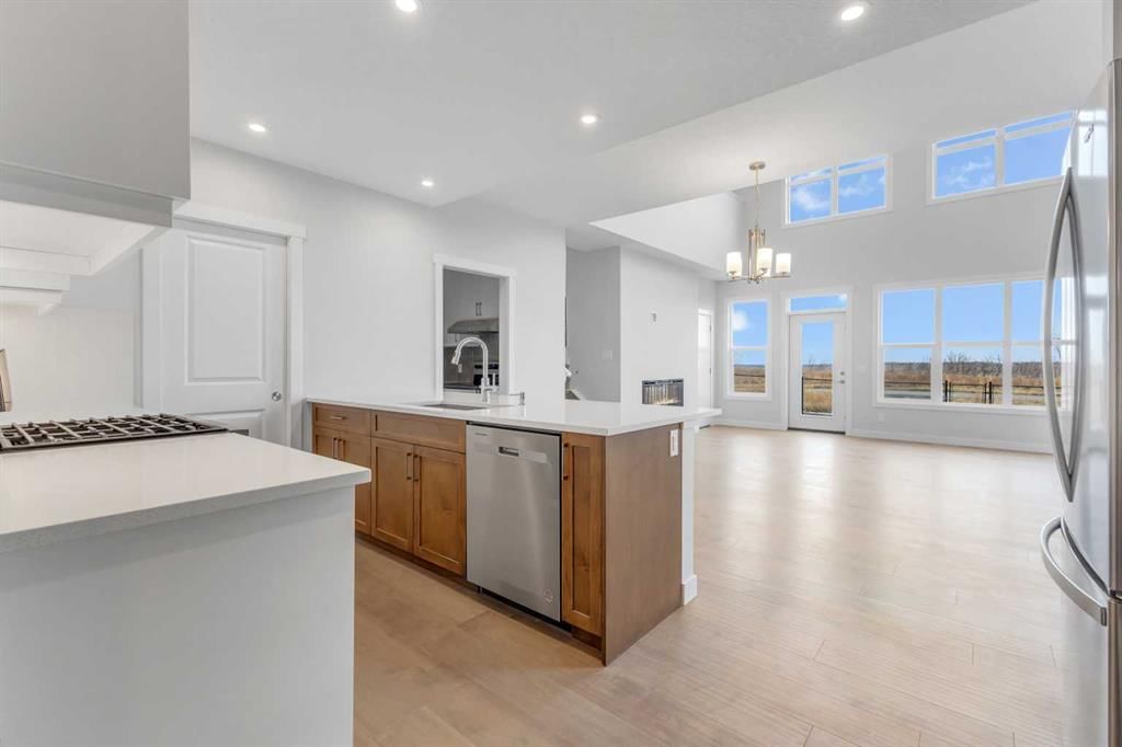 105 Legacy Reach Crescent SE, Calgary — photo 5 of 49