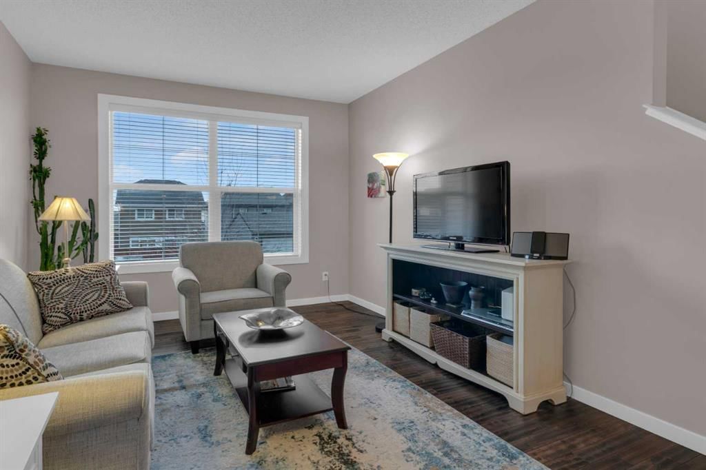 484, 130 New Brighton Way SE, Calgary — photo 5 of 33