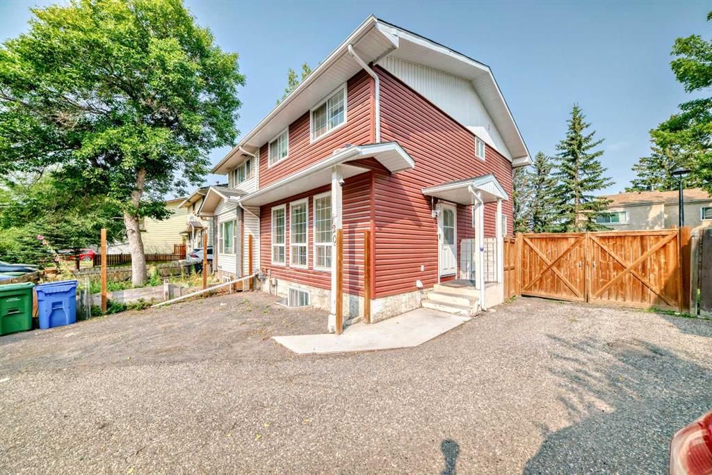 120 Pineset Place NE, Calgary — photo 3 of 39
