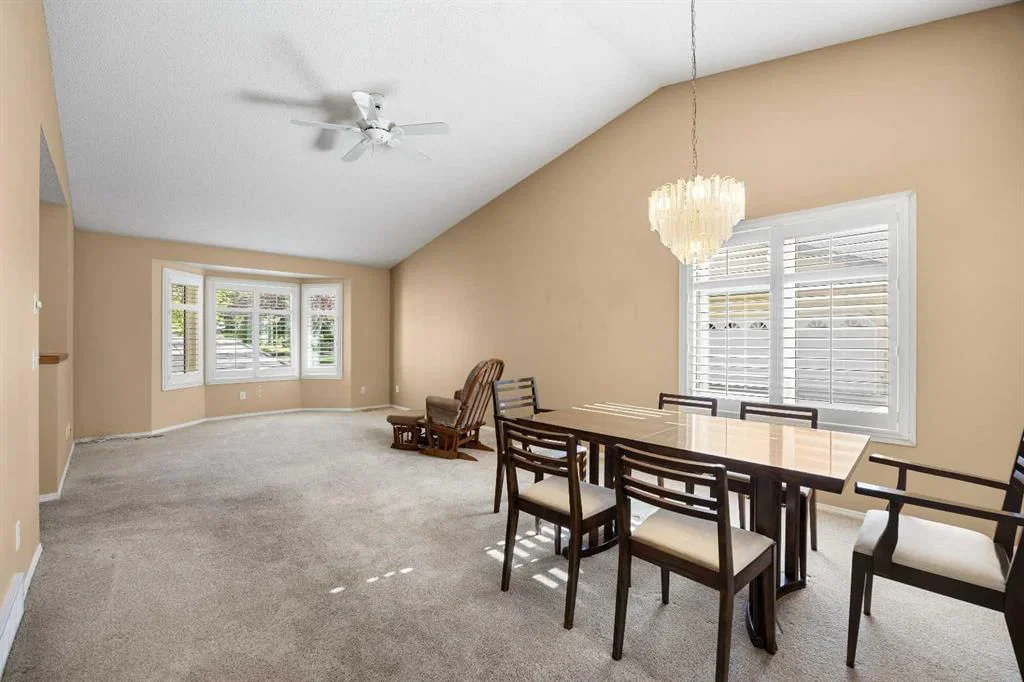 6 Edenwold Green NW, Calgary — photo 3 of 45