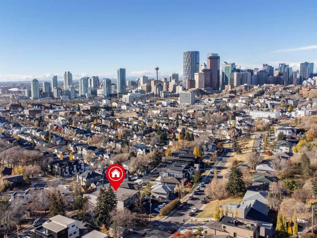 810 Drury Avenue NE, Calgary — main listing photo