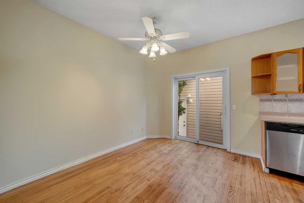 39 Anaheim Court NE, Calgary — photo 5 of 26