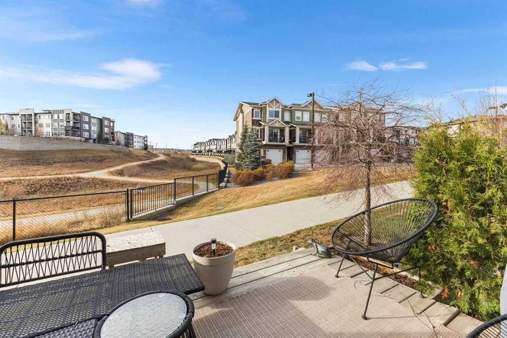 443 Sage Hill Grove NW, Calgary — main listing photo