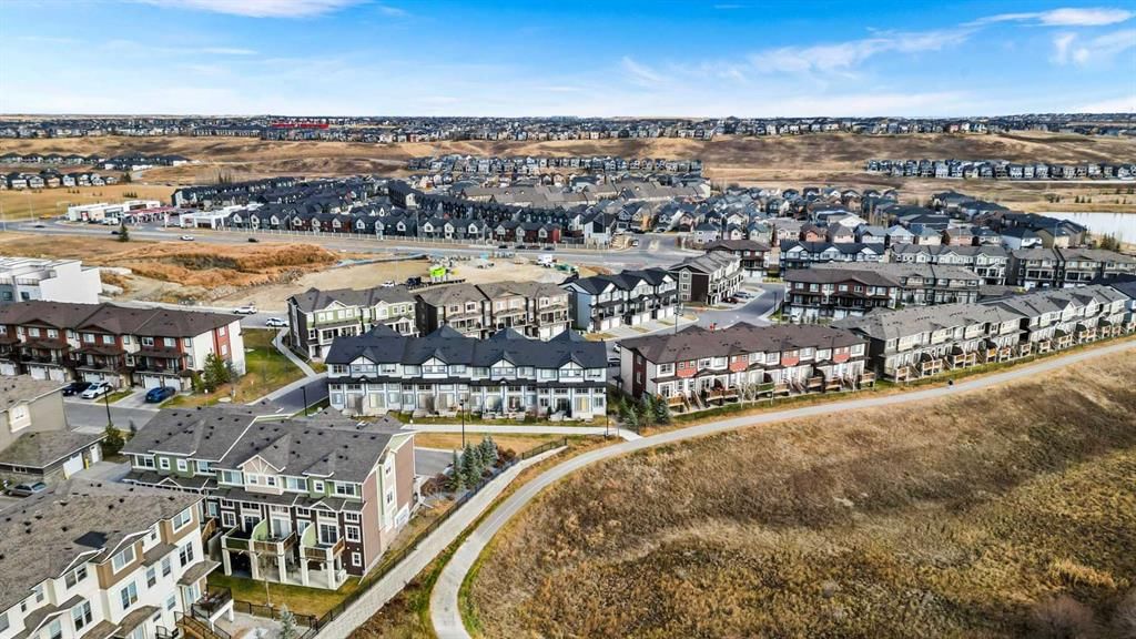 443 Sage Hill Grove NW, Calgary — photo 3 of 46