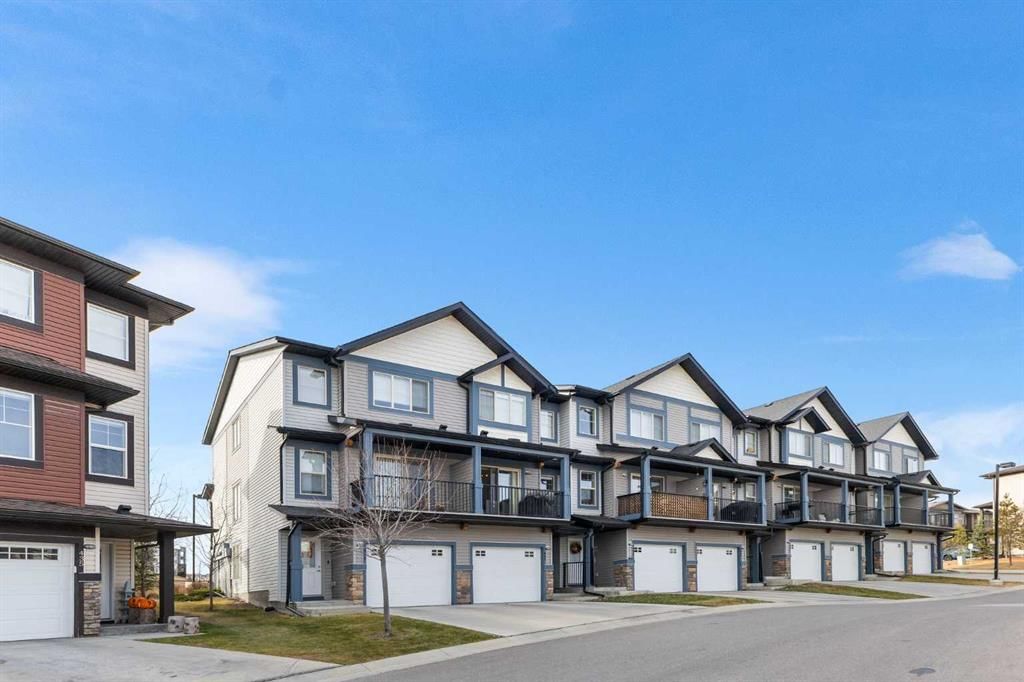 443 Sage Hill Grove NW, Calgary — photo 4 of 46