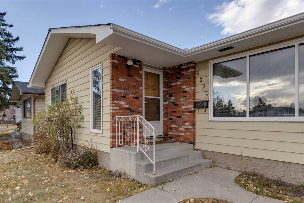 6320 Rundlehorn Drive NE, Calgary — photo 3 of 29