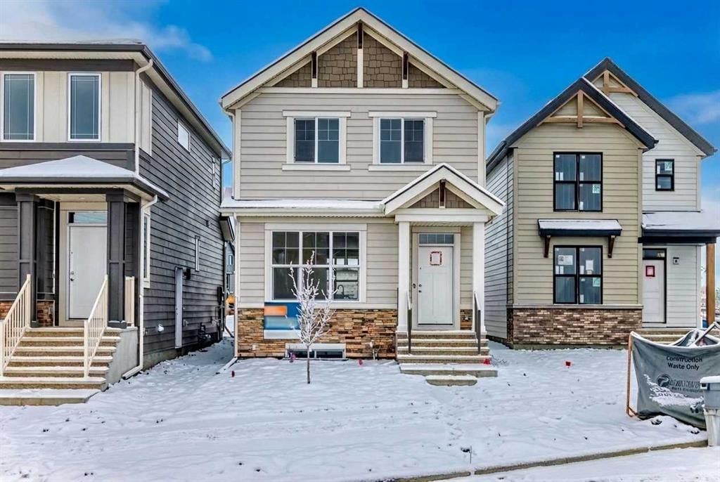 131 Magnolia Street SE, Calgary — main listing photo