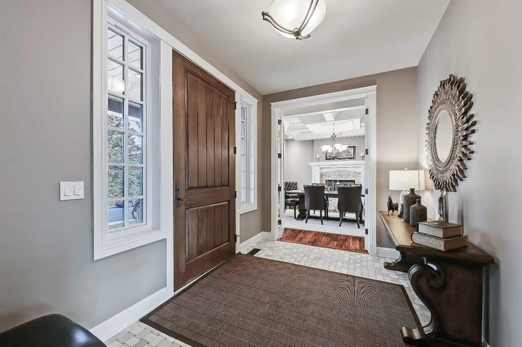 1739 49 Avenue SW, Calgary — photo 3 of 50