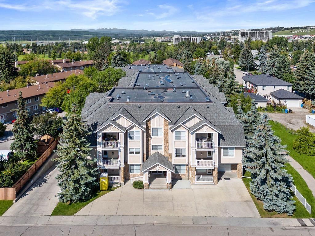 109, 4507 45 Street SW, Calgary — main listing photo