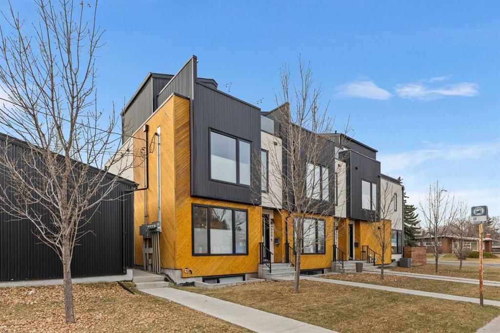 4909 16 Street SW, Calgary — main listing photo