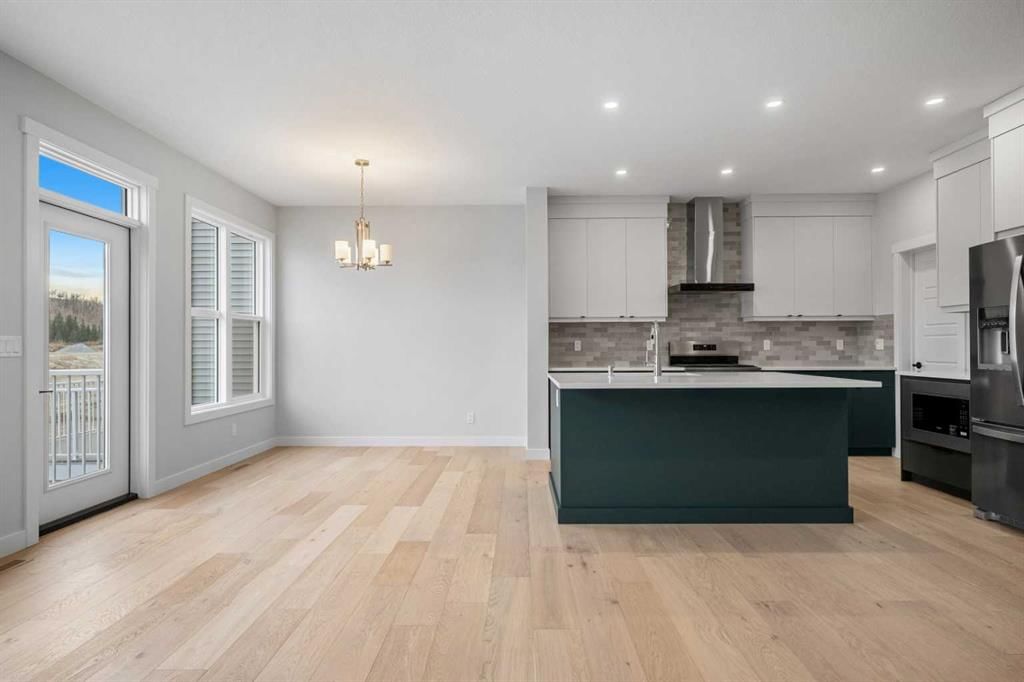 76 Creekview Manor SW, Calgary — photo 3 of 50