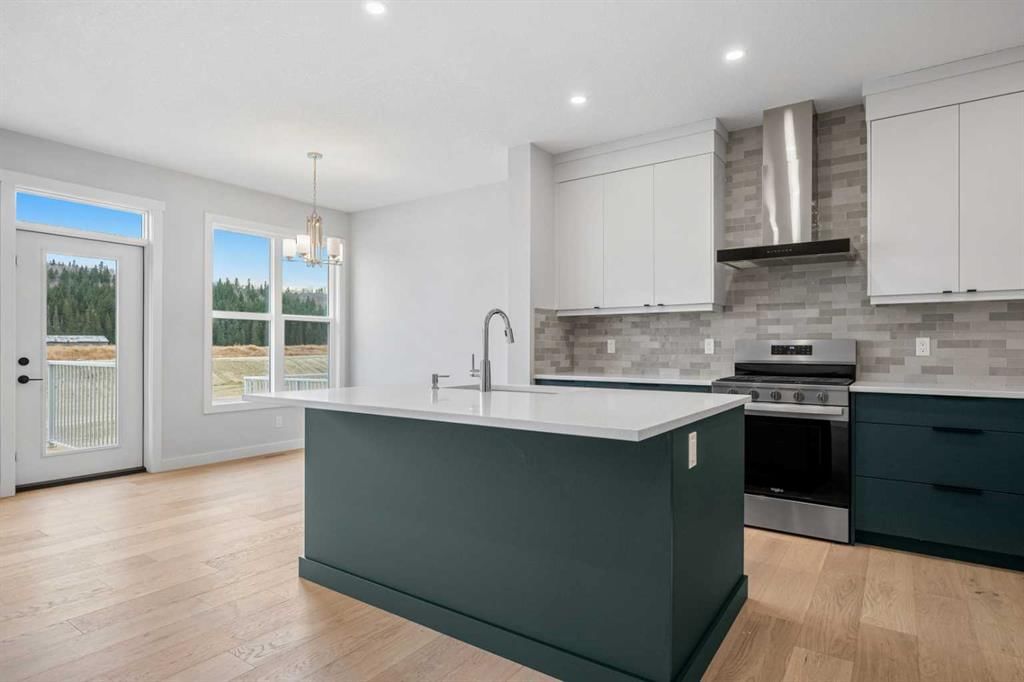 76 Creekview Manor SW, Calgary — photo 5 of 50