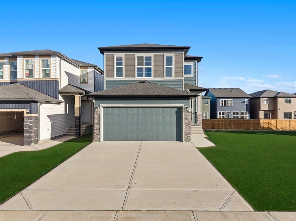 38 Amblefield Common NW, Calgary — main listing photo