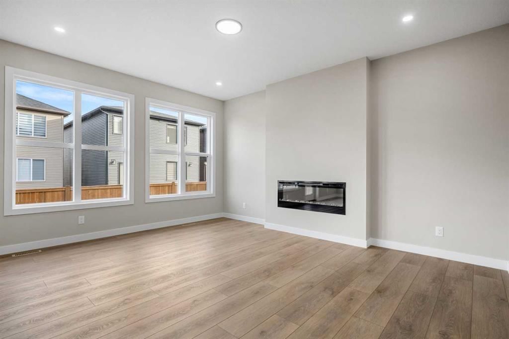 62 Amblefield Common NW, Calgary — photo 4 of 48