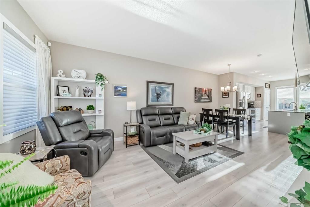 1362 Legacy Circle SE, Calgary — photo 3 of 26