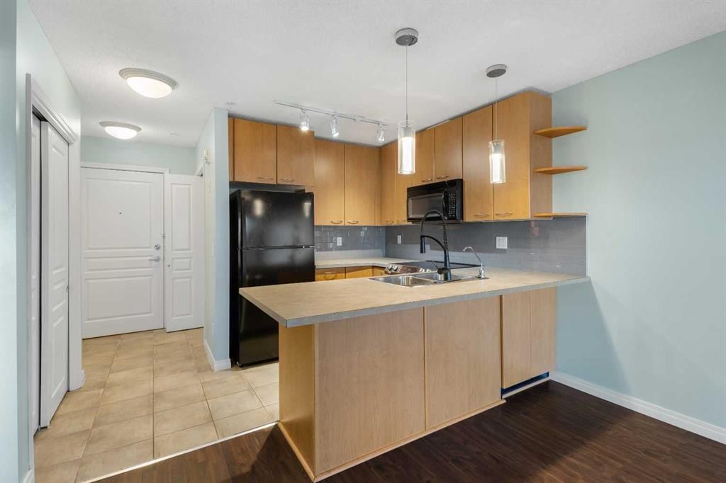 213, 5115 Richard Road SW, Calgary — photo 4 of 20
