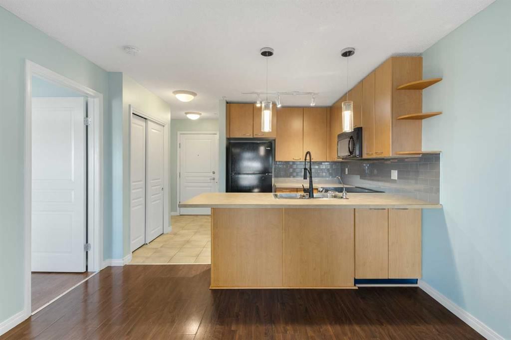 213, 5115 Richard Road SW, Calgary — photo 5 of 20