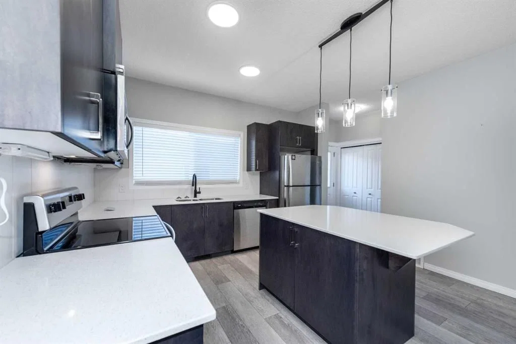 564 Legacy Circle SE, Calgary — photo 5 of 38