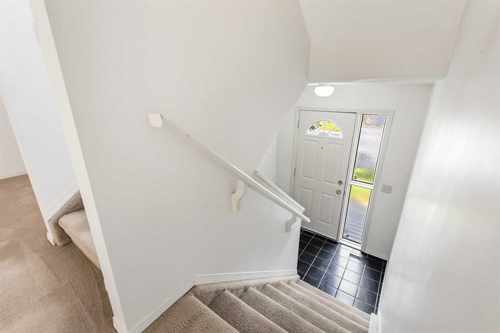 77, 5810 Patina Drive SW, Calgary — photo 2 of 41