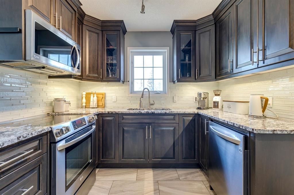 3101, 7171 Coach Hill Road SW, Calgary — main listing photo