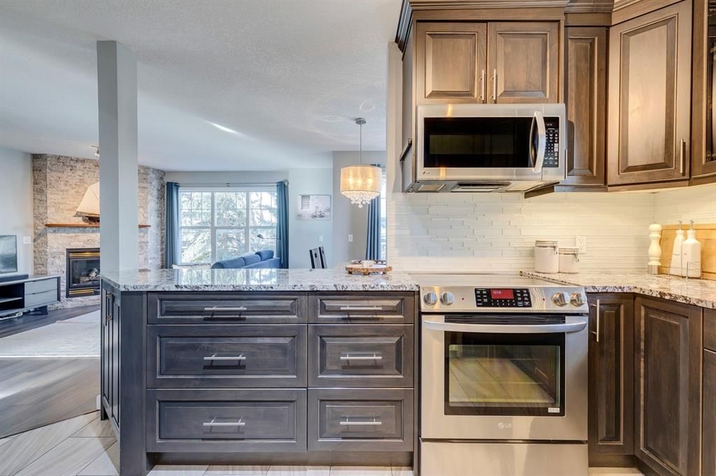 3101, 7171 Coach Hill Road SW, Calgary — photo 2 of 25