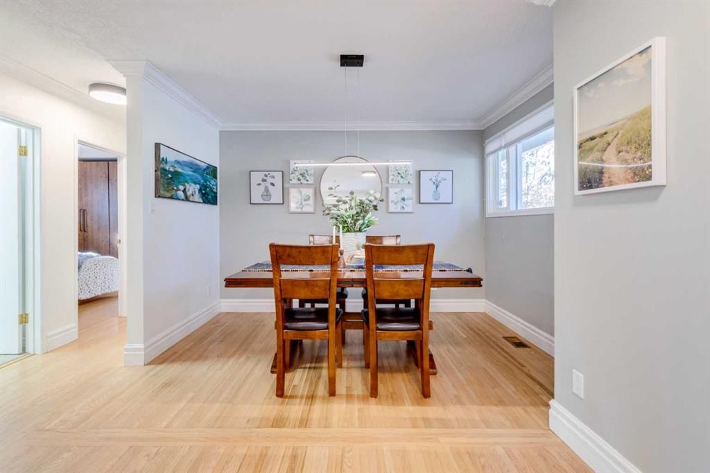 3235 Bearspaw Drive NW, Calgary — photo 4 of 36