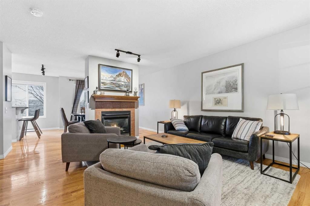 167 Hidden Creek Gardens NW, Calgary — photo 3 of 28