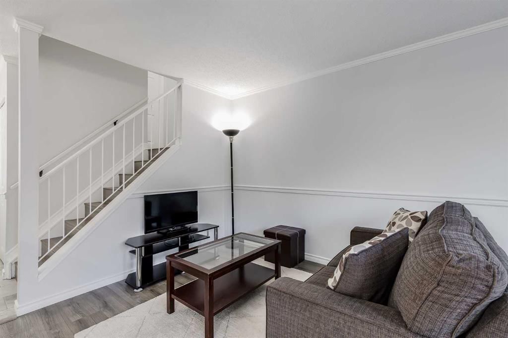 3, 93 Grier Place NE, Calgary — photo 5 of 34