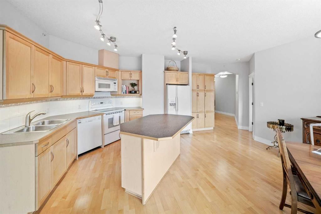 401, 4 14 Street NW, Calgary — photo 5 of 38