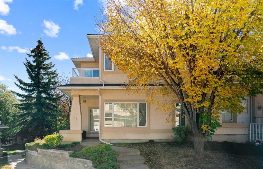 32 Edgeridge Terrace NW, Calgary — photo 3 of 31