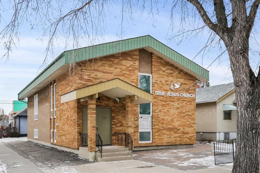 232 8A Street NE, Calgary — main listing photo