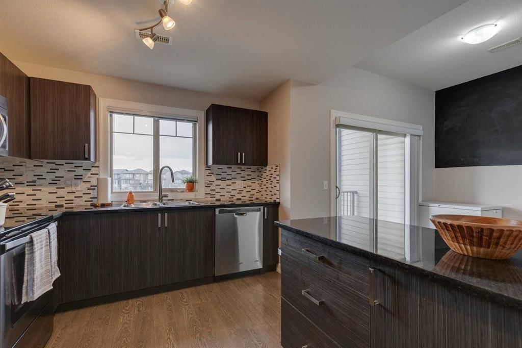1404, 121 Copperpond Common SE, Calgary — photo 3 of 24