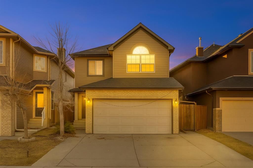 8454 Saddleridge Drive NE, Calgary — main listing photo