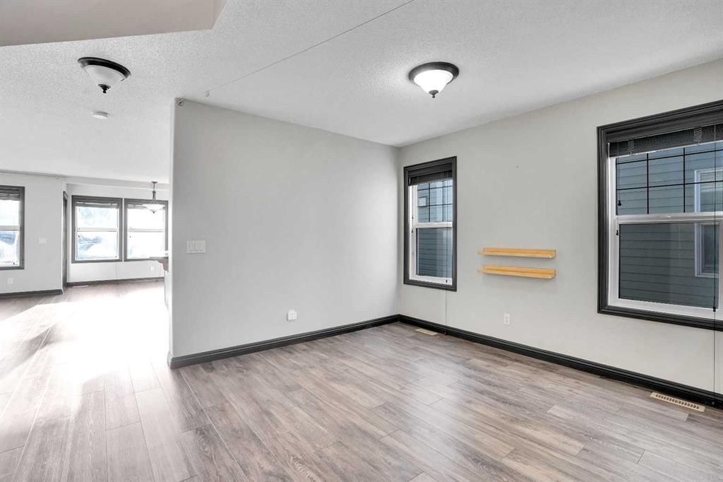 19 Copperleaf Terrace SE, Calgary — photo 3 of 50